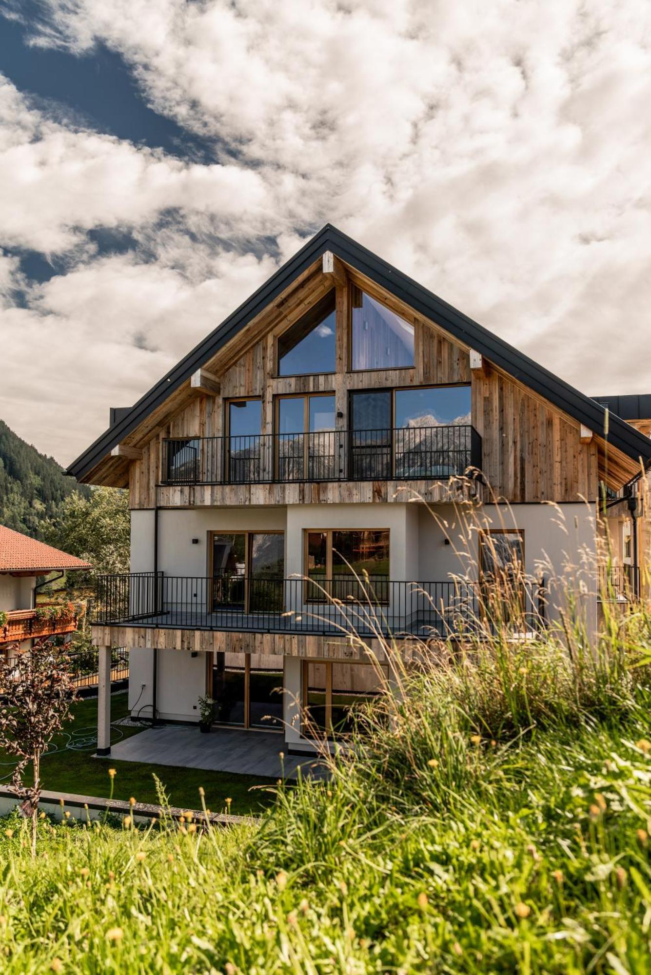 Almadel - Appartementhaus In Schladming-Dachstein Bagian luar foto