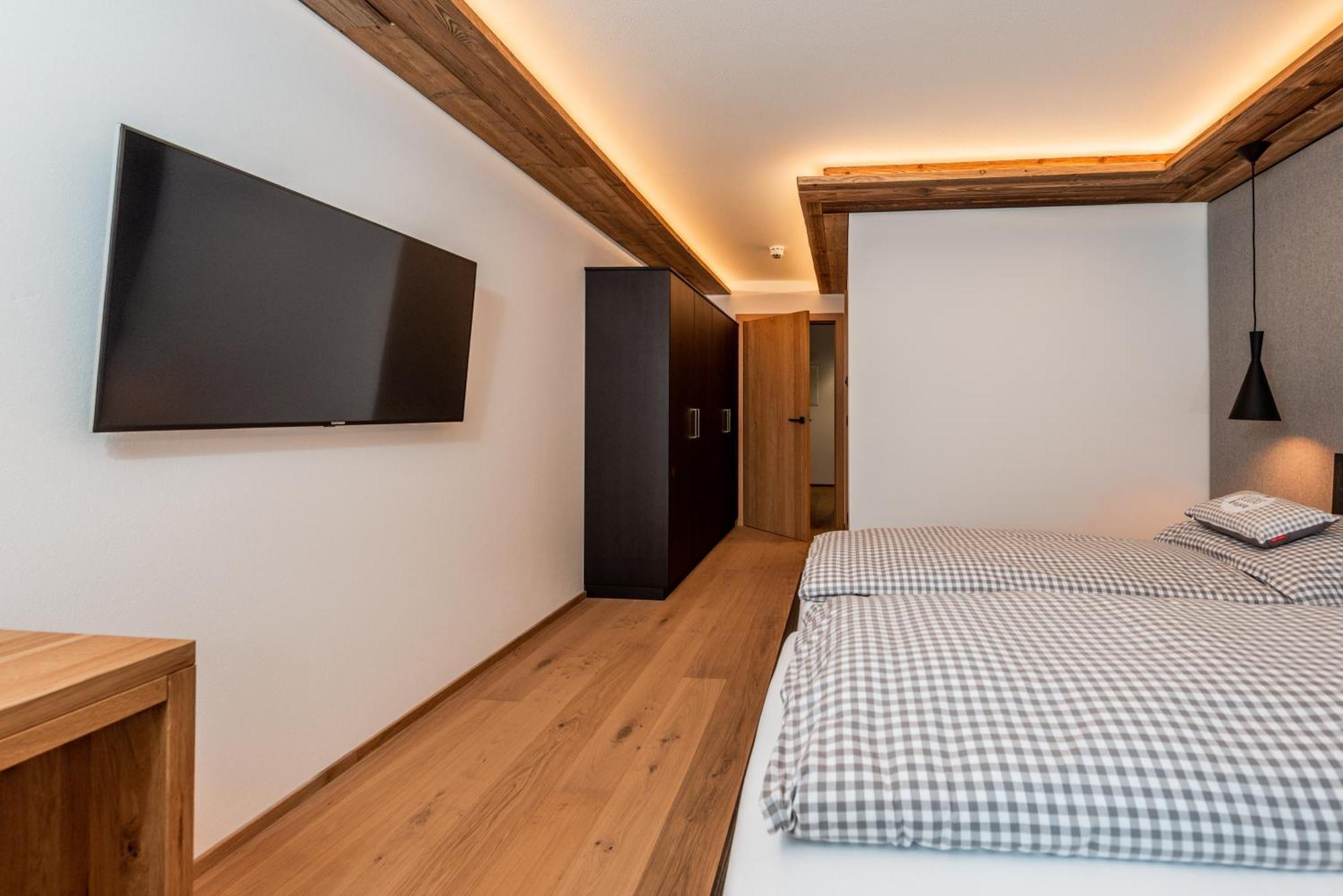 Almadel - Appartementhaus In Schladming-Dachstein Bagian luar foto